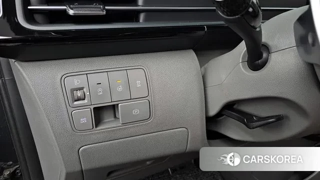 Hyundai Staria 2023 Серый из Кореи, фото 5