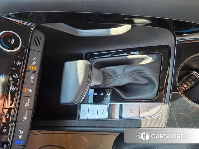 Hyundai Avante Hybrid (CN7) 2022 Белый из Кореи, фото 5