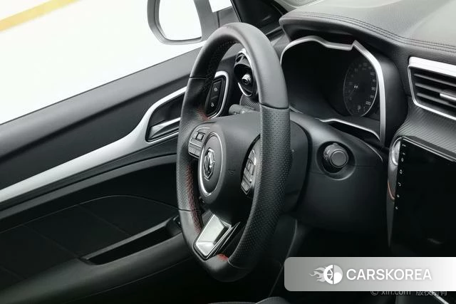MG MG ZS 2021 Белый из Китая, фото 5