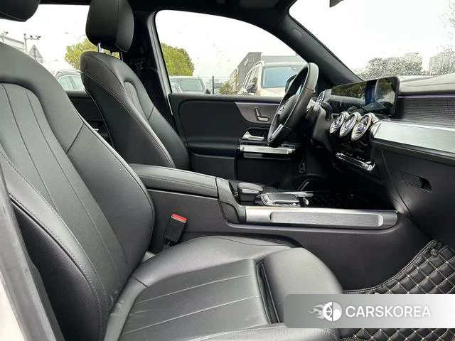 Mercedes-Benz GLB 2021 Белый из Китая, фото 5