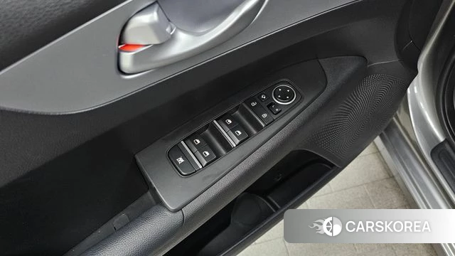 Kia The New K3 2nd generation 2022 Серебристо-серый из Кореи, фото 5