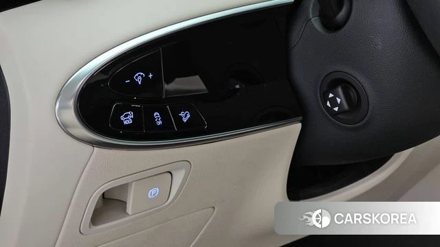 Genesis GV70 2024 Белый из Кореи, фото 5
