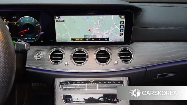 Mercedes-Benz E-Class W213 2021 Белый из Кореи, фото 5