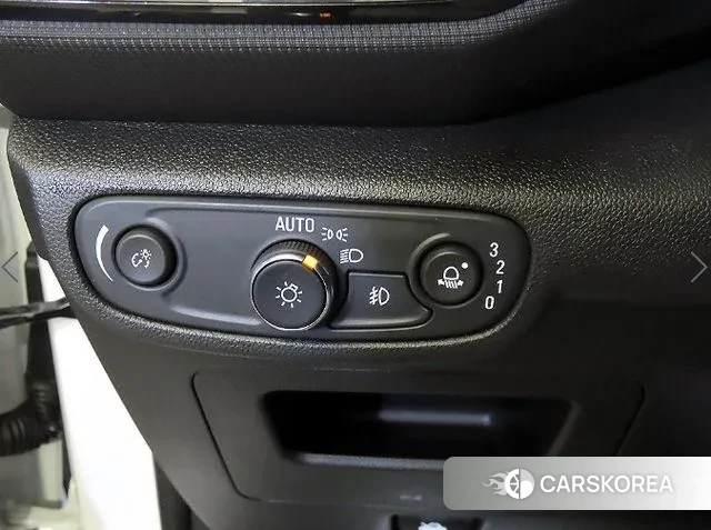 Chevrolet (GM Daewoo) Trailblazer 2022 Белый из Кореи, фото 5