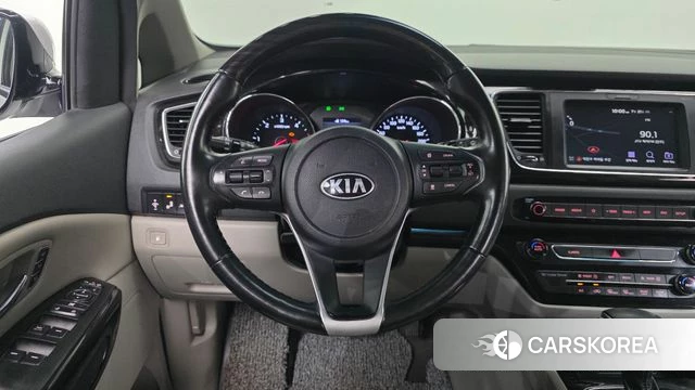 Kia The New Carnival 2018 Белый из Кореи, фото 5
