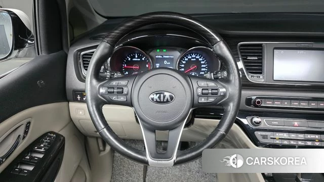 Kia The New Carnival 2018 Белый из Кореи, фото 5