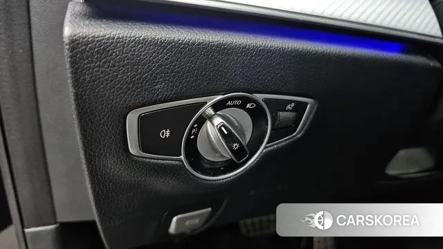 Mercedes-Benz E-Class W213 2019 Черный из Кореи, фото 5