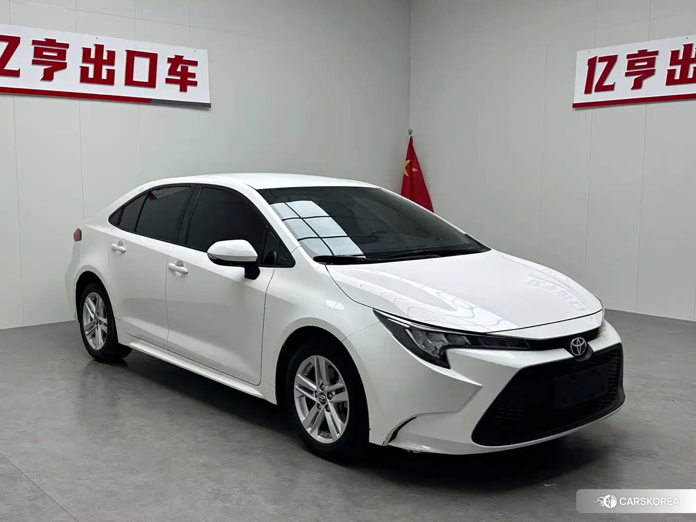 Toyota Levin 2021 Белый из Китая, фото 5