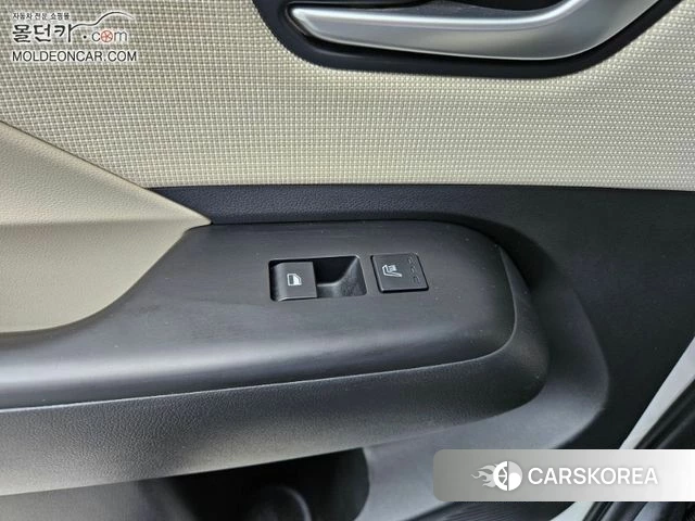 Hyundai Kona (SX2) 2023 Белый из Кореи, фото 5
