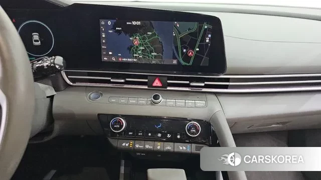 Hyundai The New Avante (CN7) 2023 Белый из Кореи, фото 5