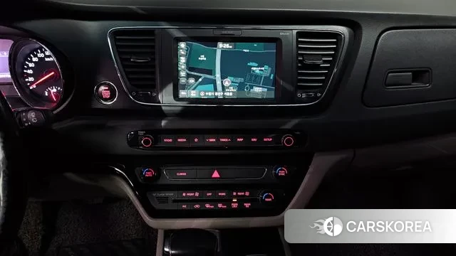 Kia All New Carnival 2018 Белый из Кореи, фото 5