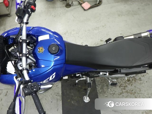 Проданный Aprilia TOUAREG 660 id 4206171 из Японии