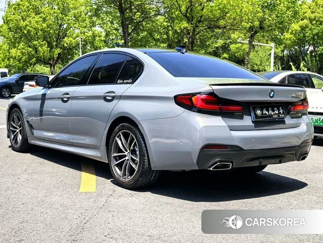 BMW 5 series (imported) 2021 Серебристо-серый из Китая, фото 5