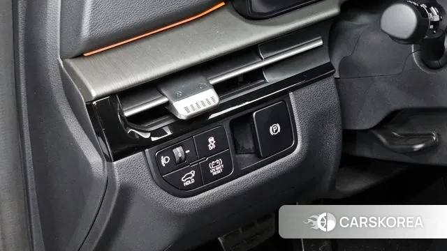 Kia The New Sportage 5th Generation Hybrid 2025 Серебристо-серый из Кореи, фото 5