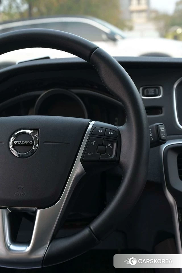 Volvo V40 2019 Синий из Китая, фото 5