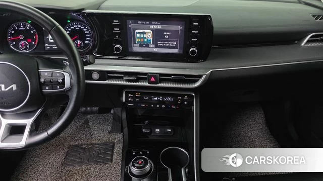 Kia K5 3rd generation 2023 Белый из Кореи, фото 5