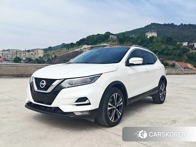Nissan Qashqai 2022 Белый из Китая, фото 5