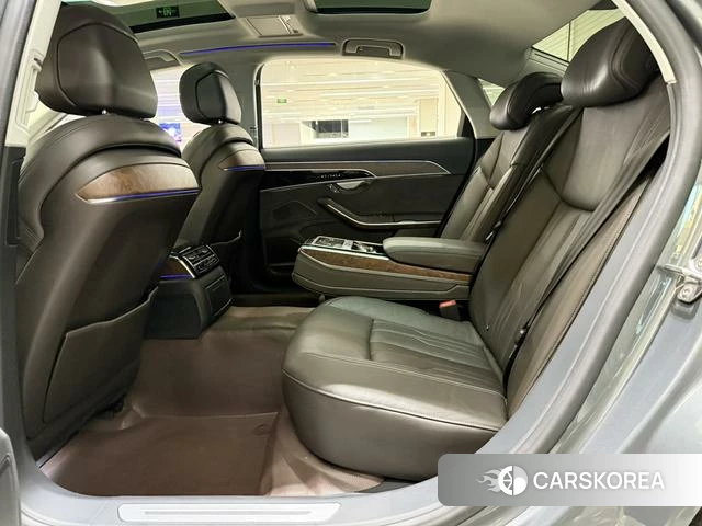 Audi A8 2019 Темно-серый из Китая, фото 5