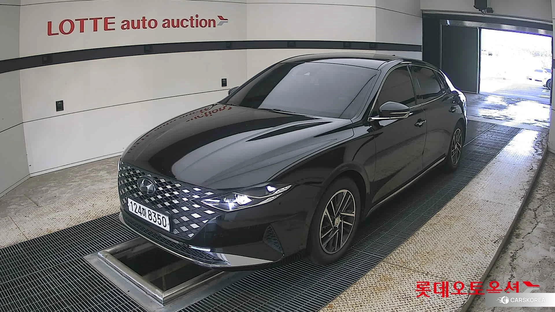 Hyundai Grandeur 2022 Midnight Black Pearl из Кореи, фото 5