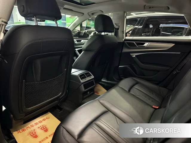 Audi A7 2023 Темно-серый из Китая, фото 5
