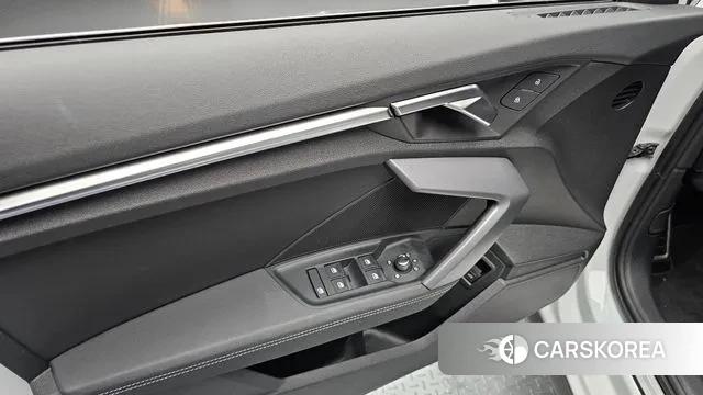 Audi A3 (8Y) 2025 Белый из Кореи, фото 5