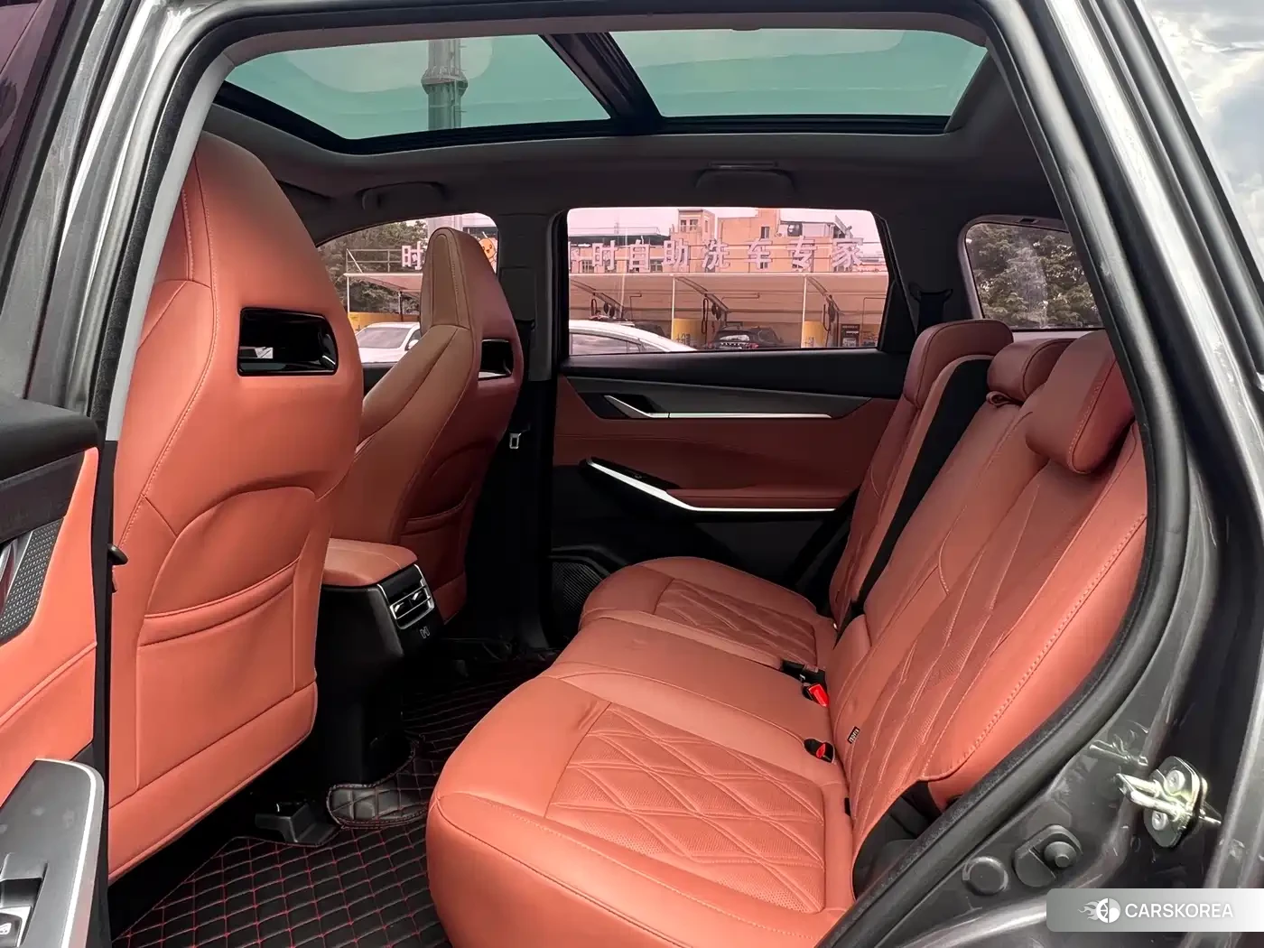 Chang'an Changan CS75PLUS 2023 Silver/gray из Китая, фото 5