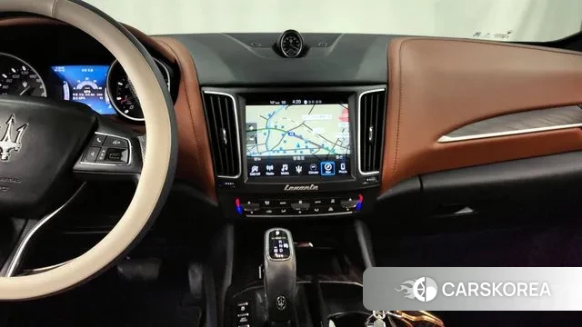 Maserati Levante 2019 Серый из Кореи, фото 5