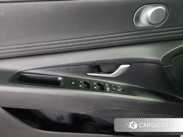 Hyundai Avante Hybrid (CN7) 2021 Белый из Кореи, фото 5