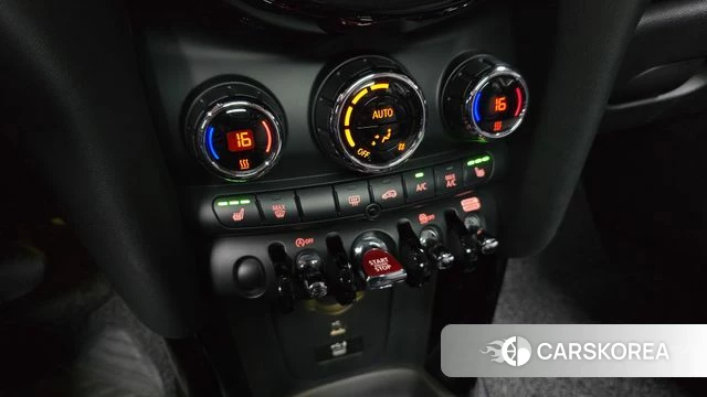 Mini Cooper 2022 Зеленый из Кореи, фото 5
