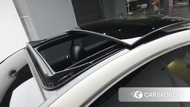 Mercedes-Benz E-Class W213 2021 Белый из Кореи, фото 5