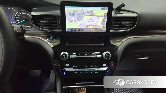 Ford Explorer 6th Generation 2021 Белый из Кореи, фото 5