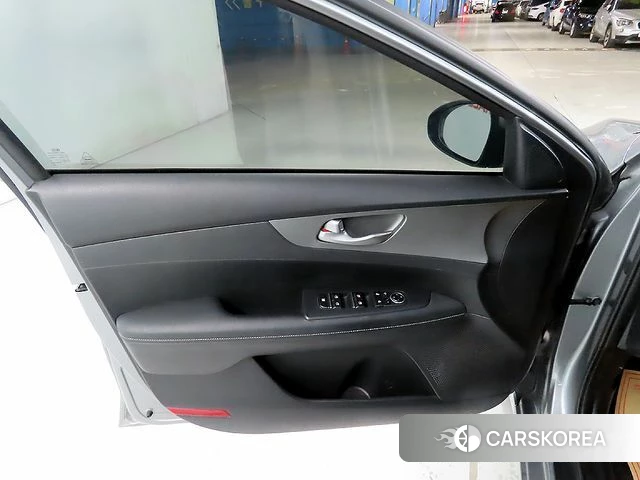 Kia Come New K3 2019 Серебристо-серый из Кореи, фото 5