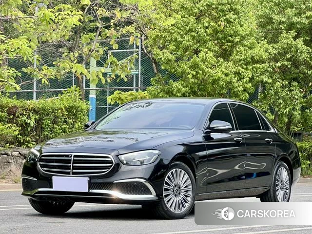 Mercedes-Benz E-class 2023 Черный из Китая, фото 5