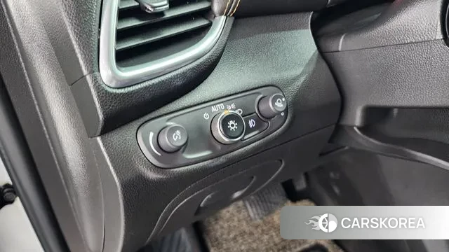 Chevrolet (GM Daewoo) The New Trax 2019 Белый из Кореи, фото 5