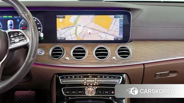 Mercedes-Benz E-Class W213 2019 Серый из Кореи, фото 5