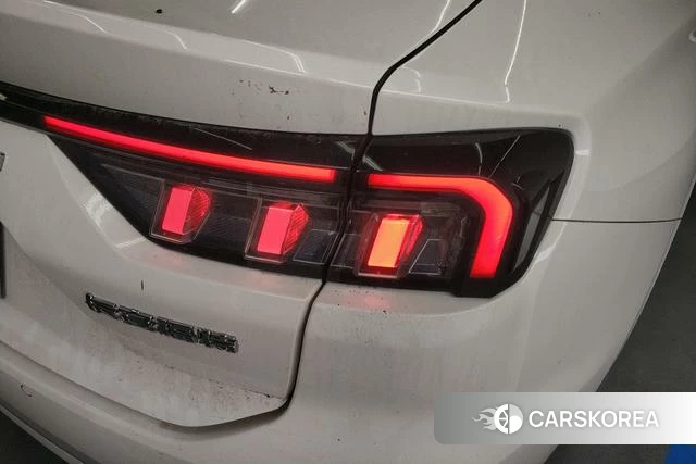 Ford Mondeo 2025 Белый из Китая, фото 5
