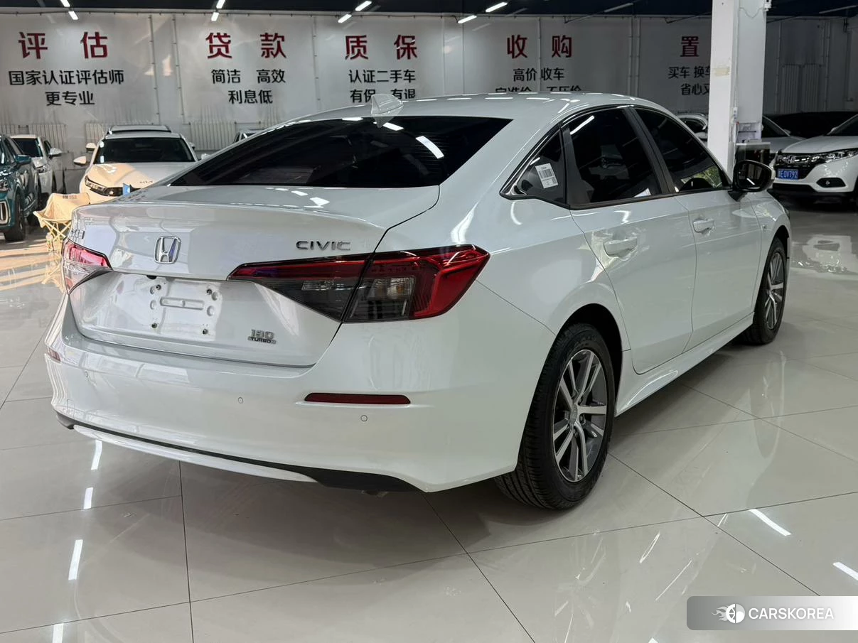 Honda Civic 2021 Белый из Китая, фото 5
