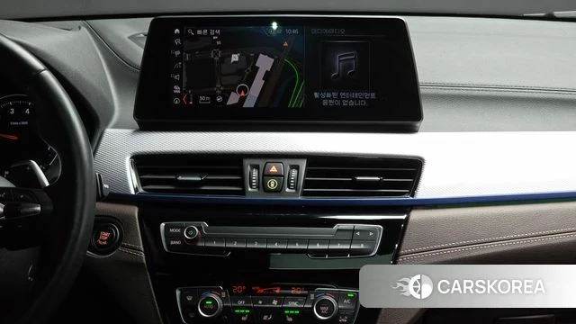 BMW X2 (F39) 2023 Светло-серебряный цвет из Кореи, фото 5