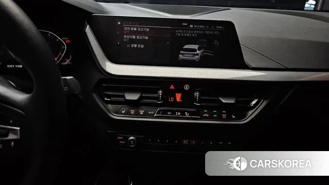 BMW 1 Series (F40) 2021 Белый из Кореи, фото 5