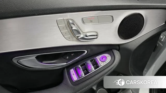 Mercedes-Benz C-Class W205 2020 Серебристо-серый из Кореи, фото 5