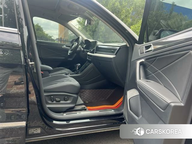 Volkswagen Tiguan L 2023 Черный из Китая, фото 5