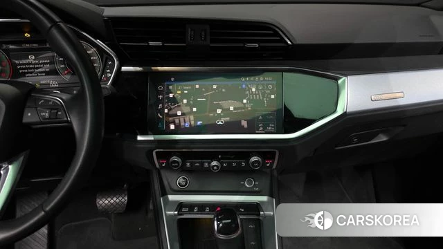 Audi Q3 (F3) 2022 Белый из Кореи, фото 5