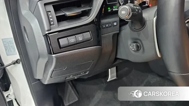 Lexus ES300h 7th generation 2024 Белый из Кореи, фото 5