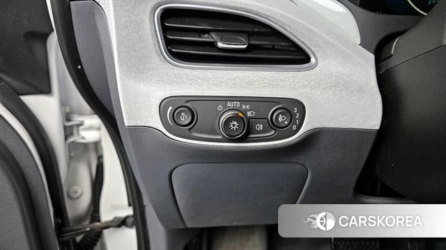 Chevrolet (GM Daewoo) Bolt EV 2019 Белый из Кореи, фото 5