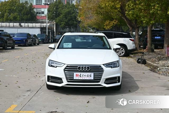 Audi A4L 2018 Белый из Китая, фото 5