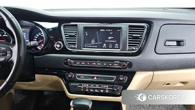 Kia The New Carnival 2019 Черный из Кореи, фото 5