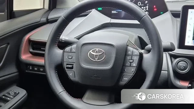 Toyota Prius 5th Generation 2023 Белый из Кореи, фото 5
