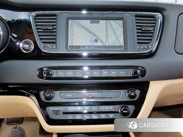 Kia The New Carnival 2019 Белый из Кореи, фото 5