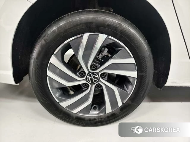 Volkswagen Bora 2025 Белый из Китая, фото 5