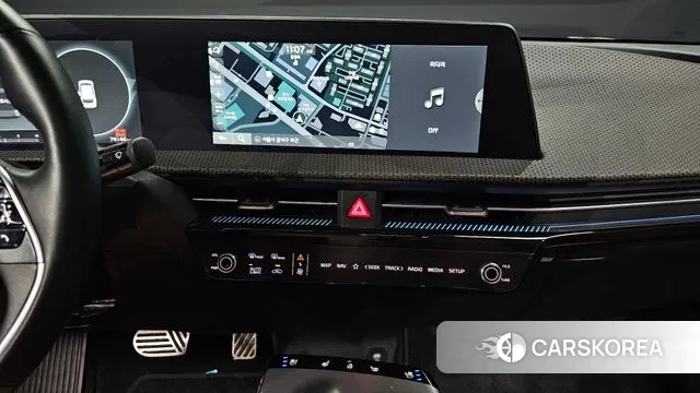 Kia EV6 2022 Черный из Кореи, фото 5